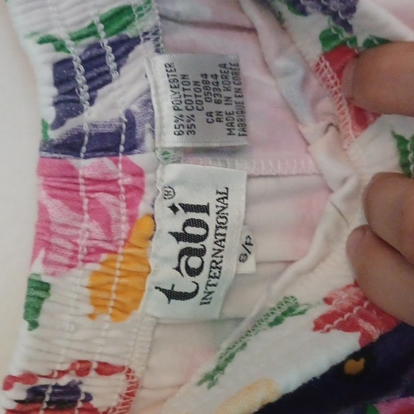 5 For $15 Vintage 90s floral cotton shorts - Picture 3 of 4